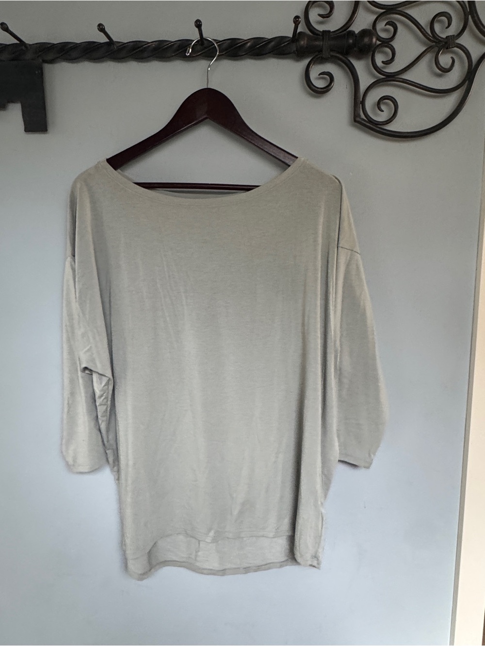 Athleta aloe green 3/4 sleeve top